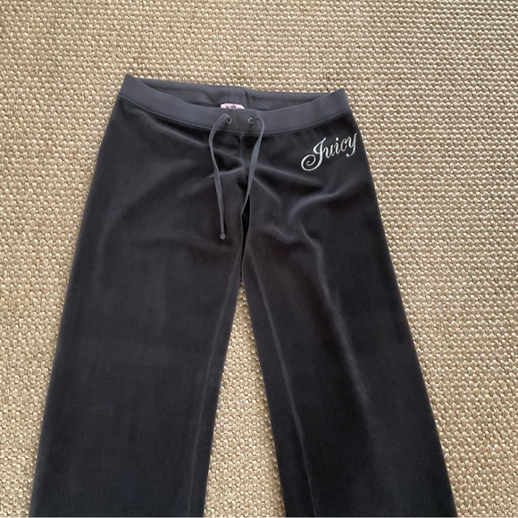 JUICY COUTURE ORIGINAL FLARE PANT COTTON/POLYESTER BLAND IN GRAY SIZE S . - Picture 7 of 9